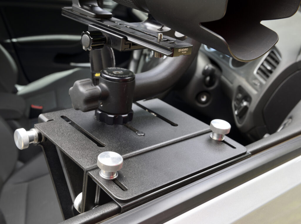 steadyshots-vehicle-car-camera-studio-hide-support-door-mount